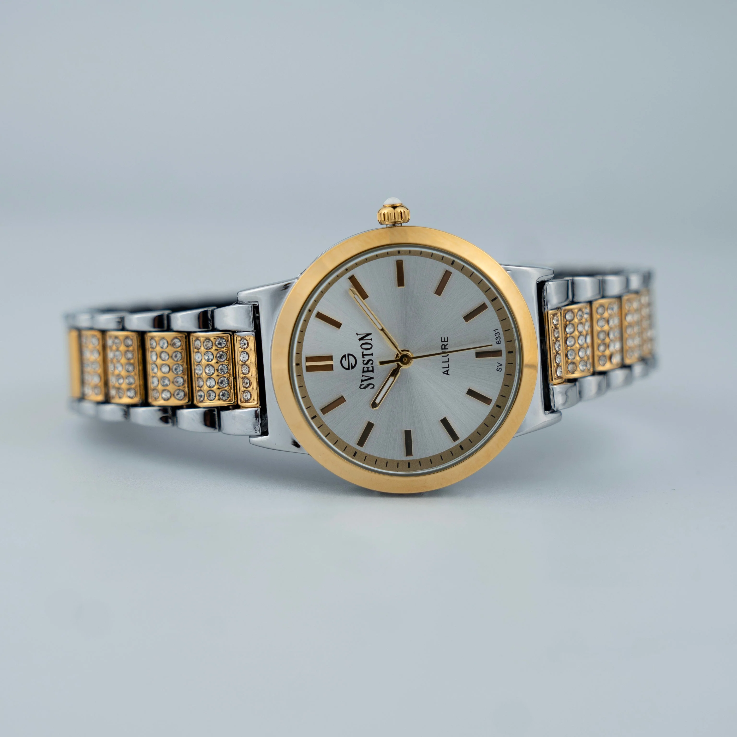 Allure - Image 17