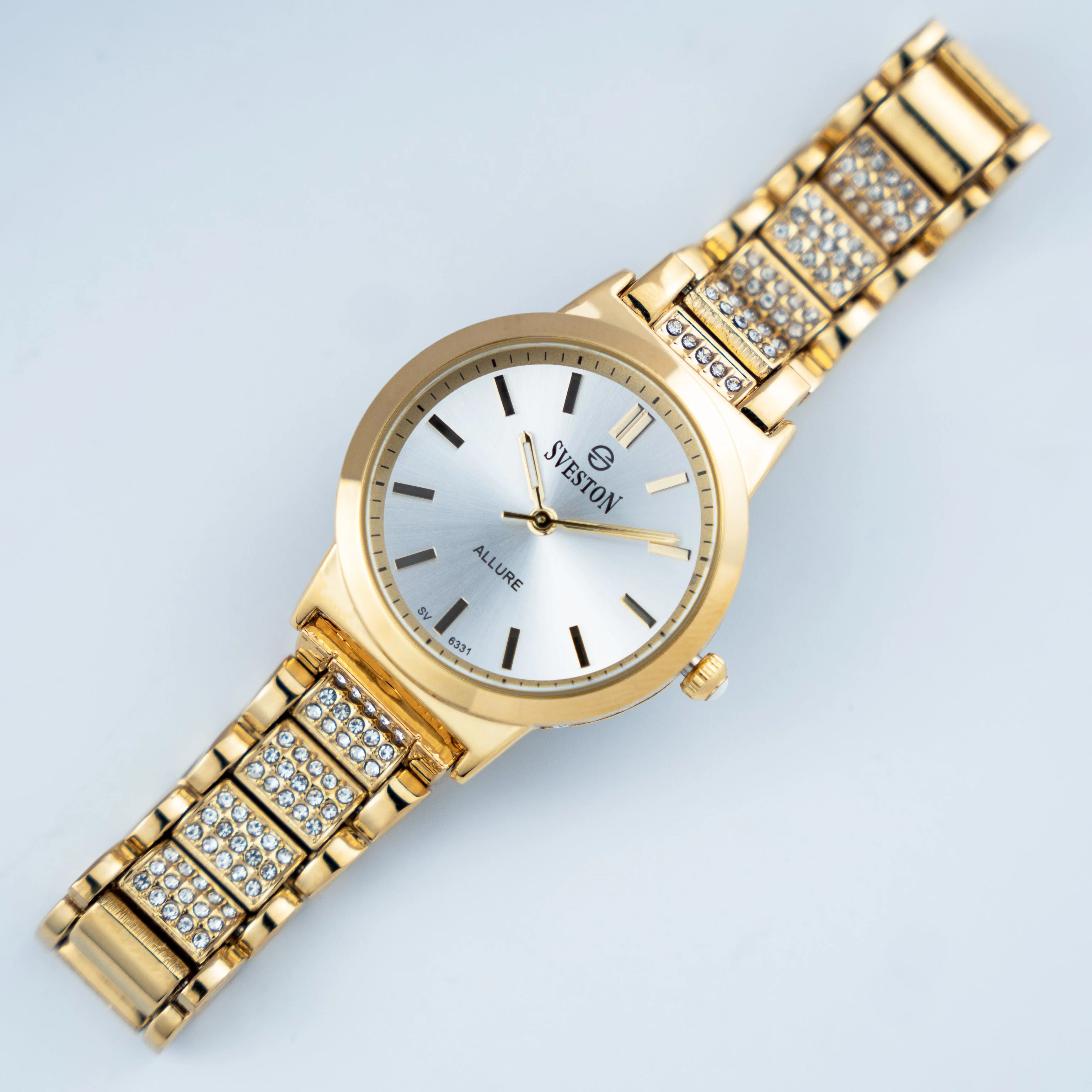 Allure - Image 22