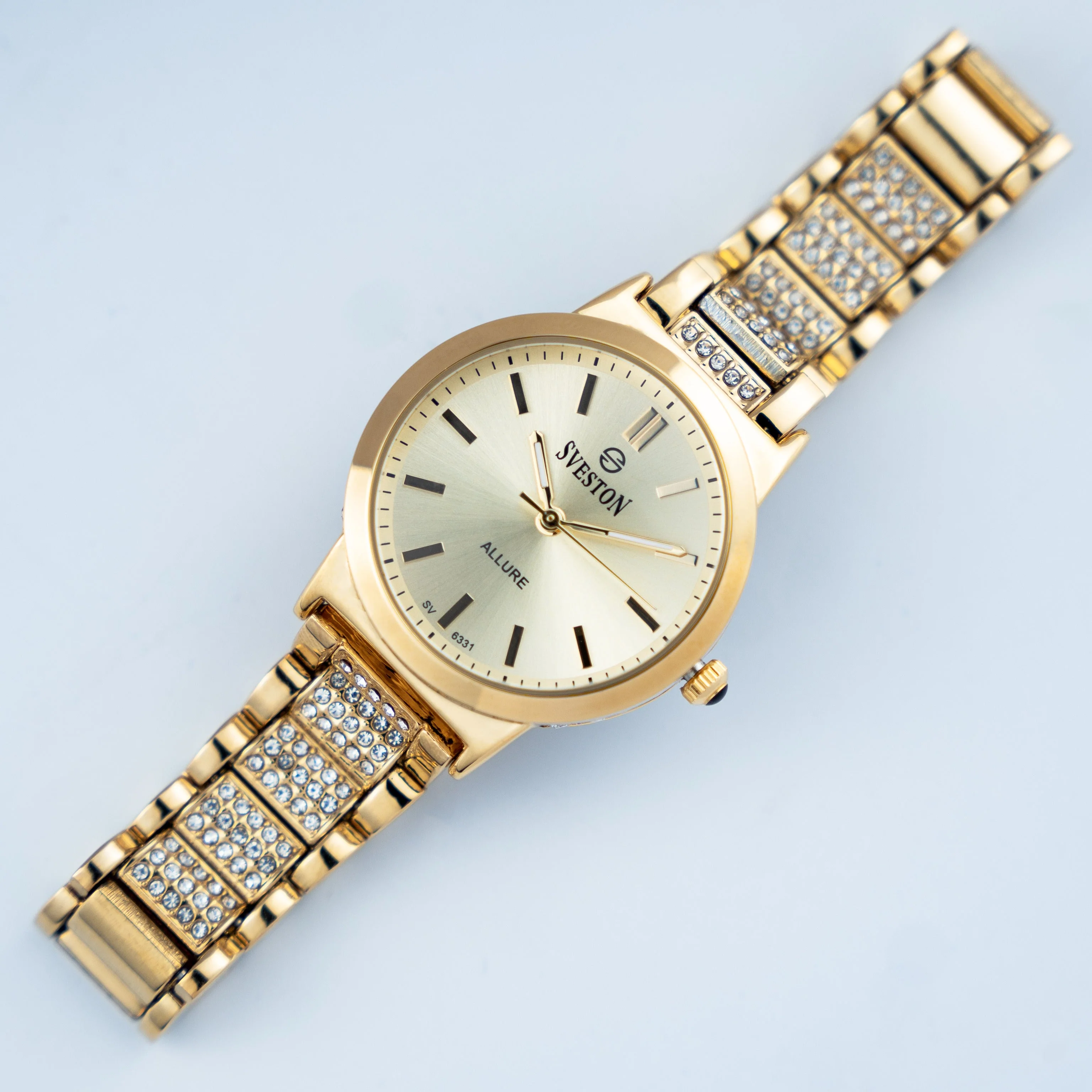 Allure - Image 40