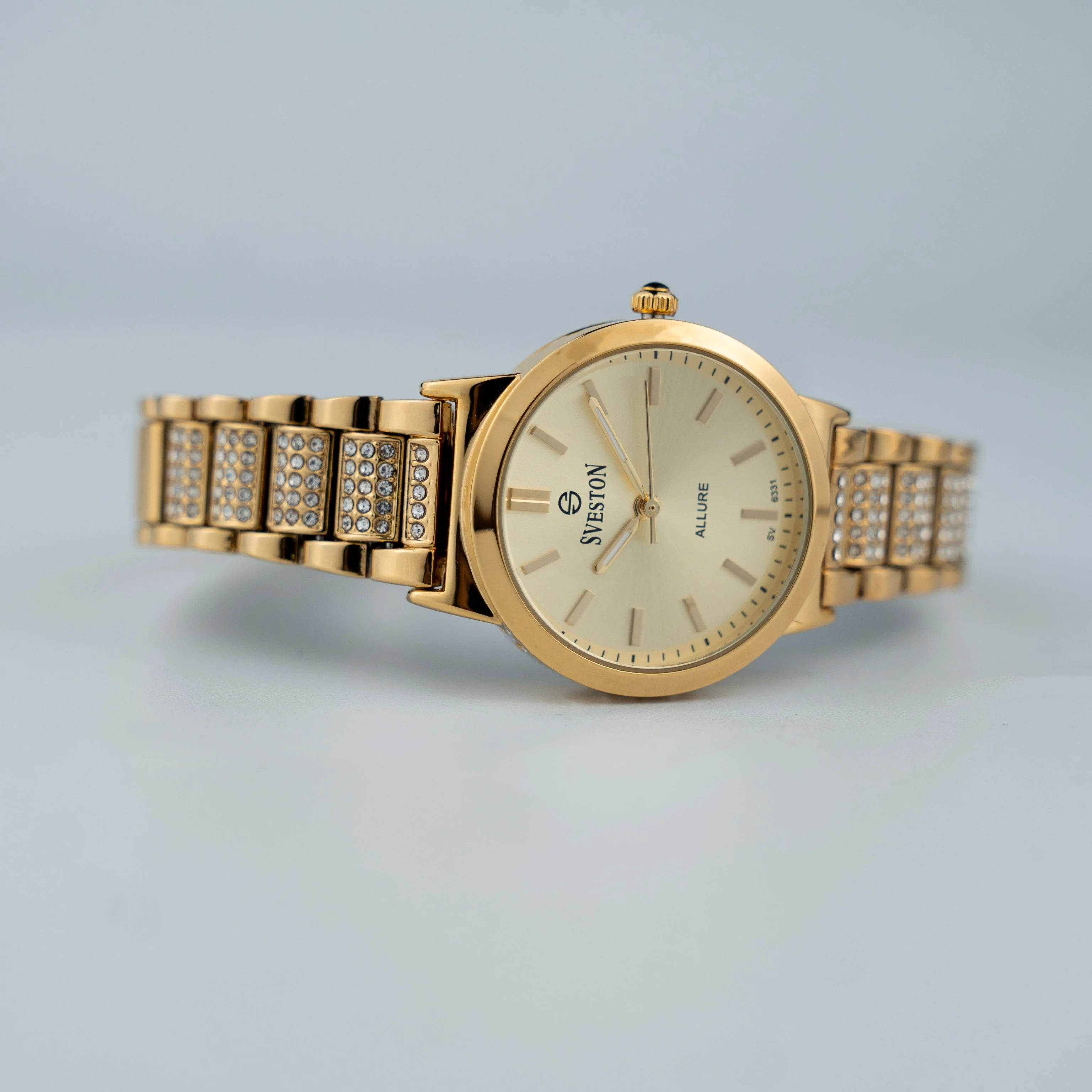 Allure - Image 41
