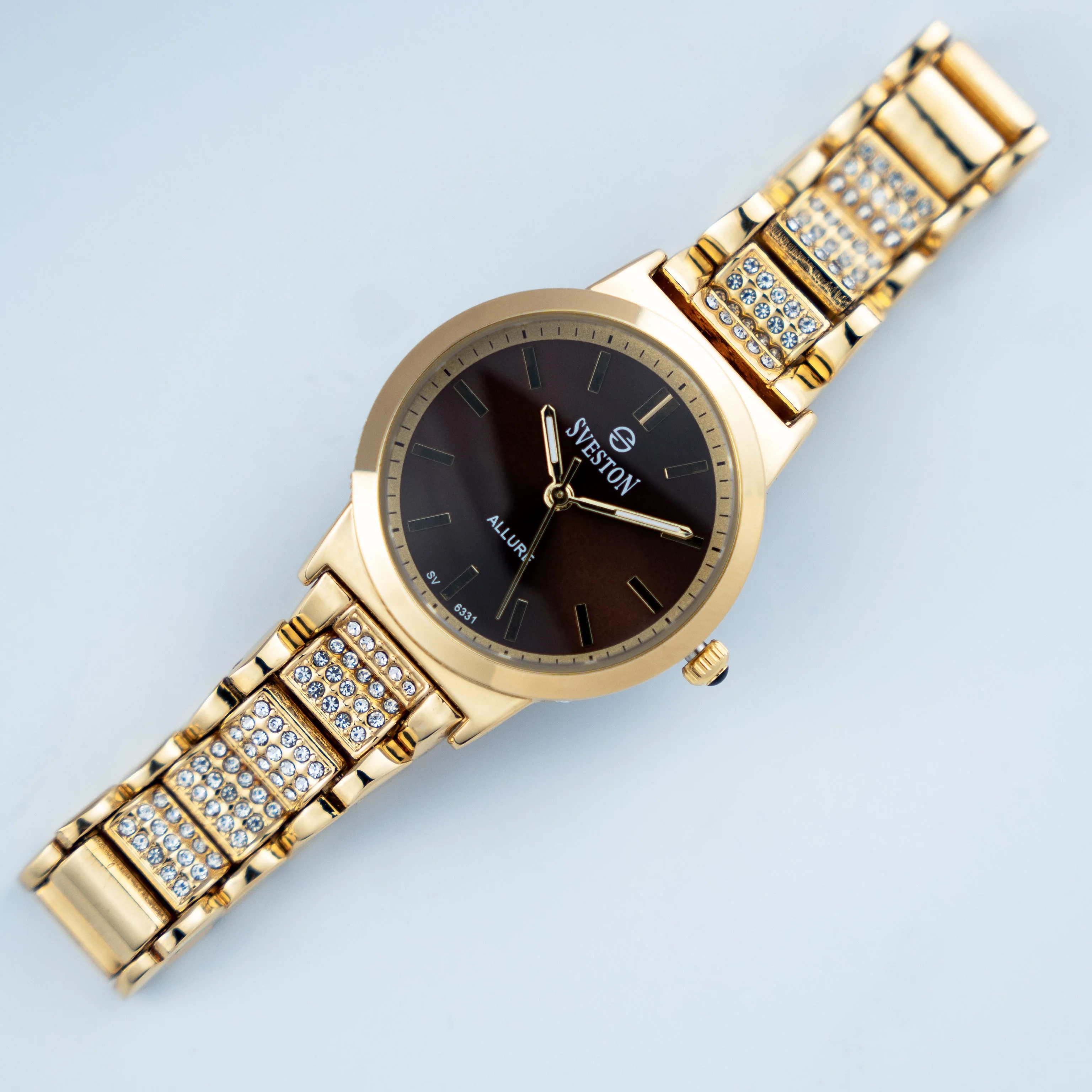 Allure - Image 46