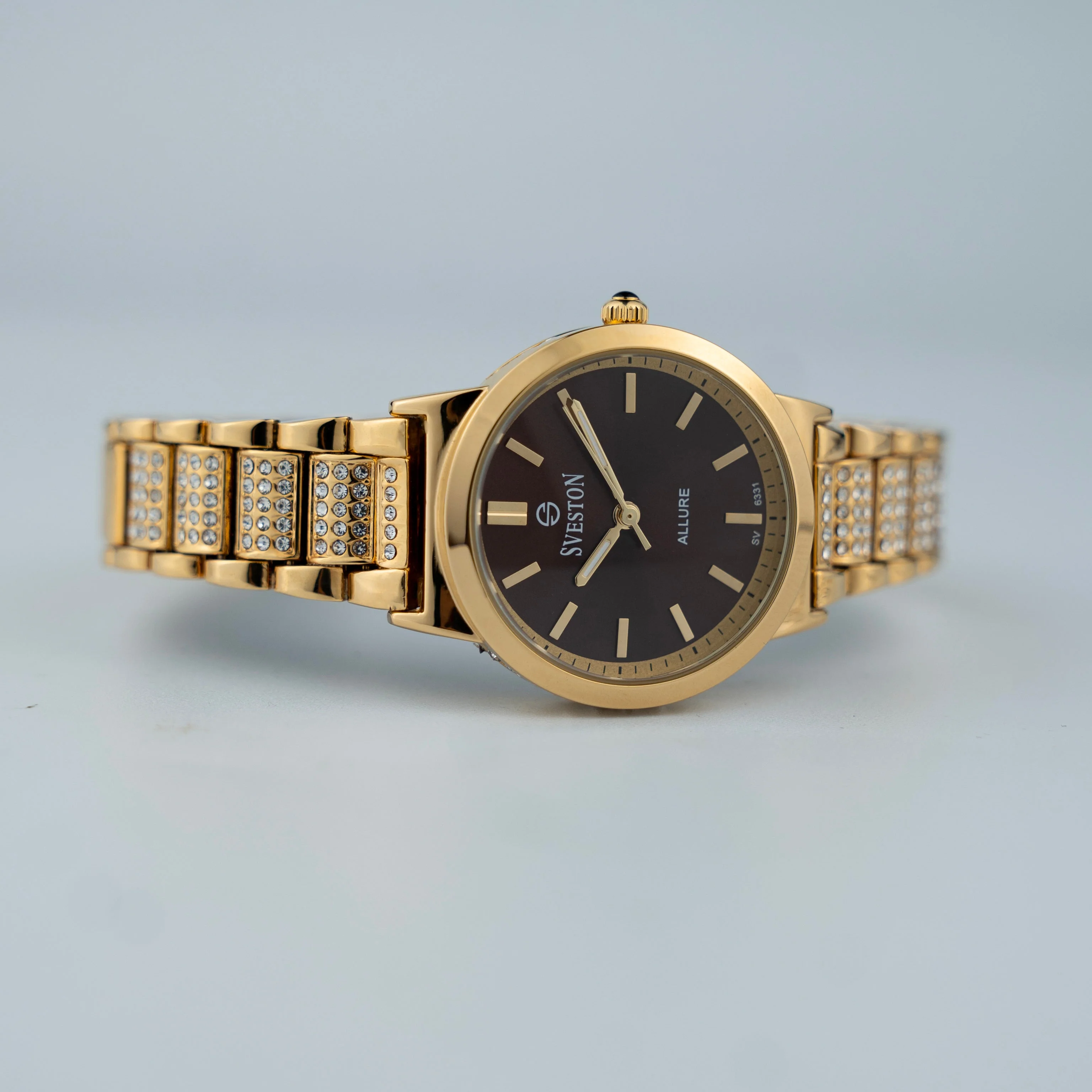 Allure - Image 47