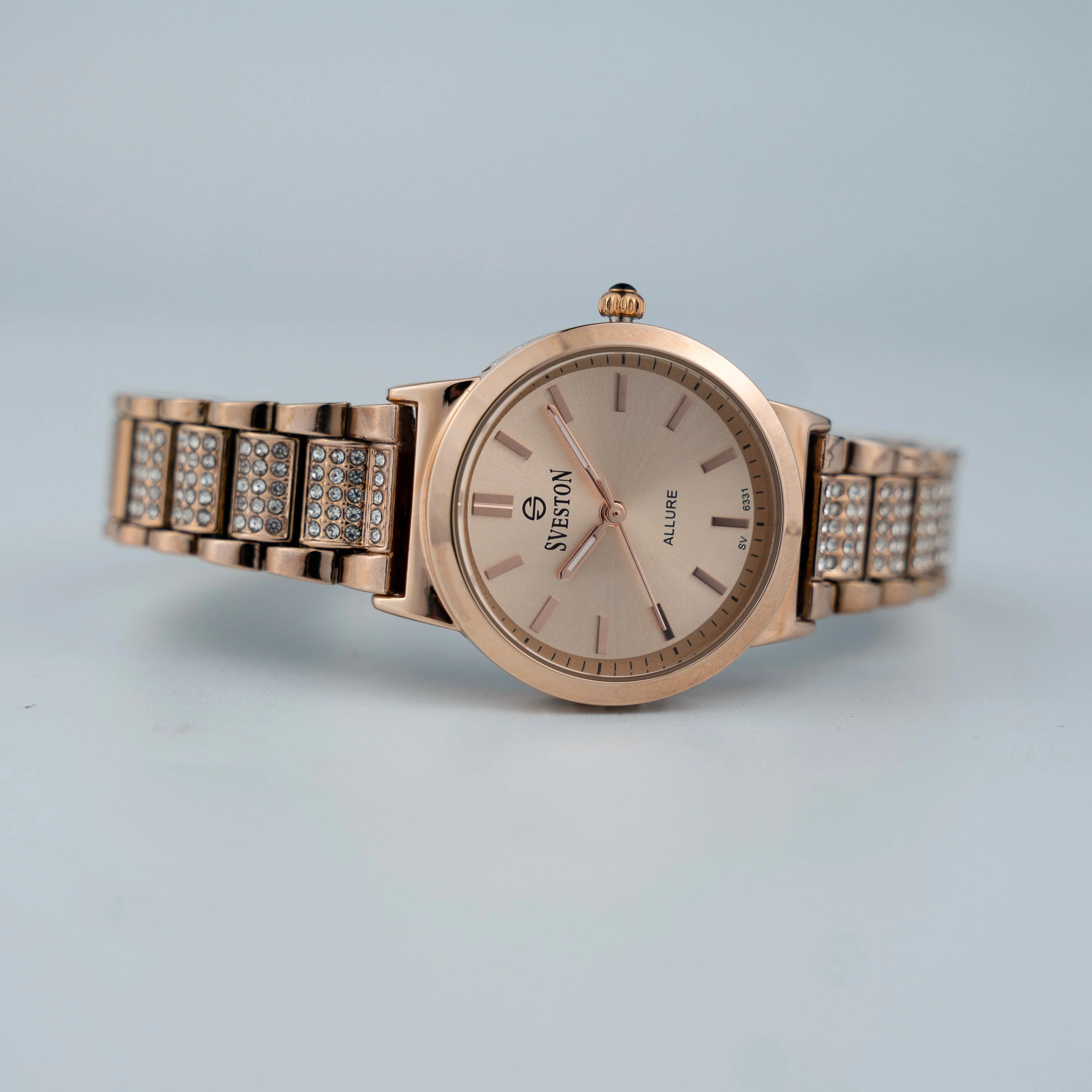 Allure - Image 65