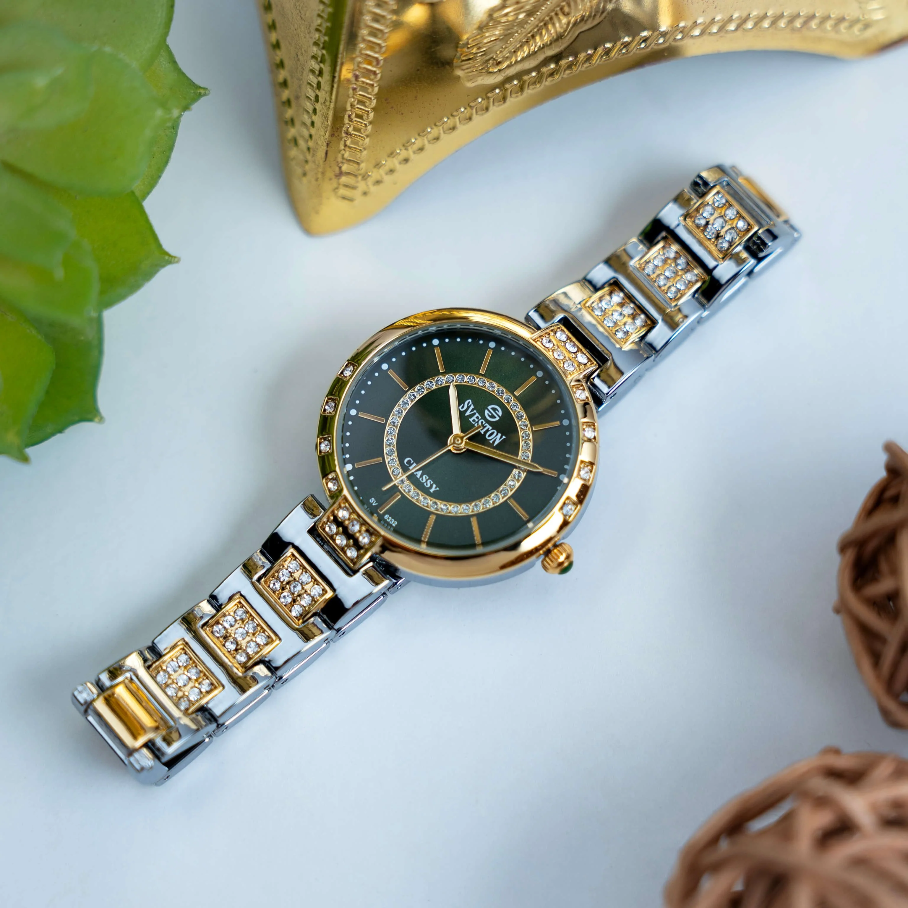 Classy - Image 14