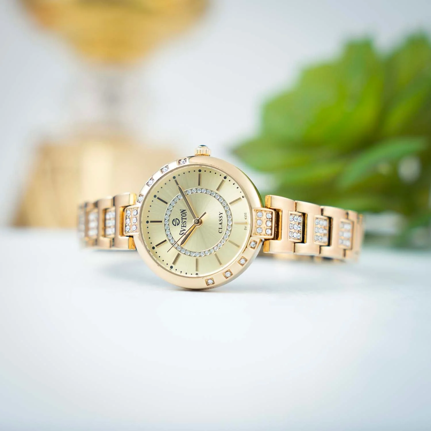 Classy - Image 37