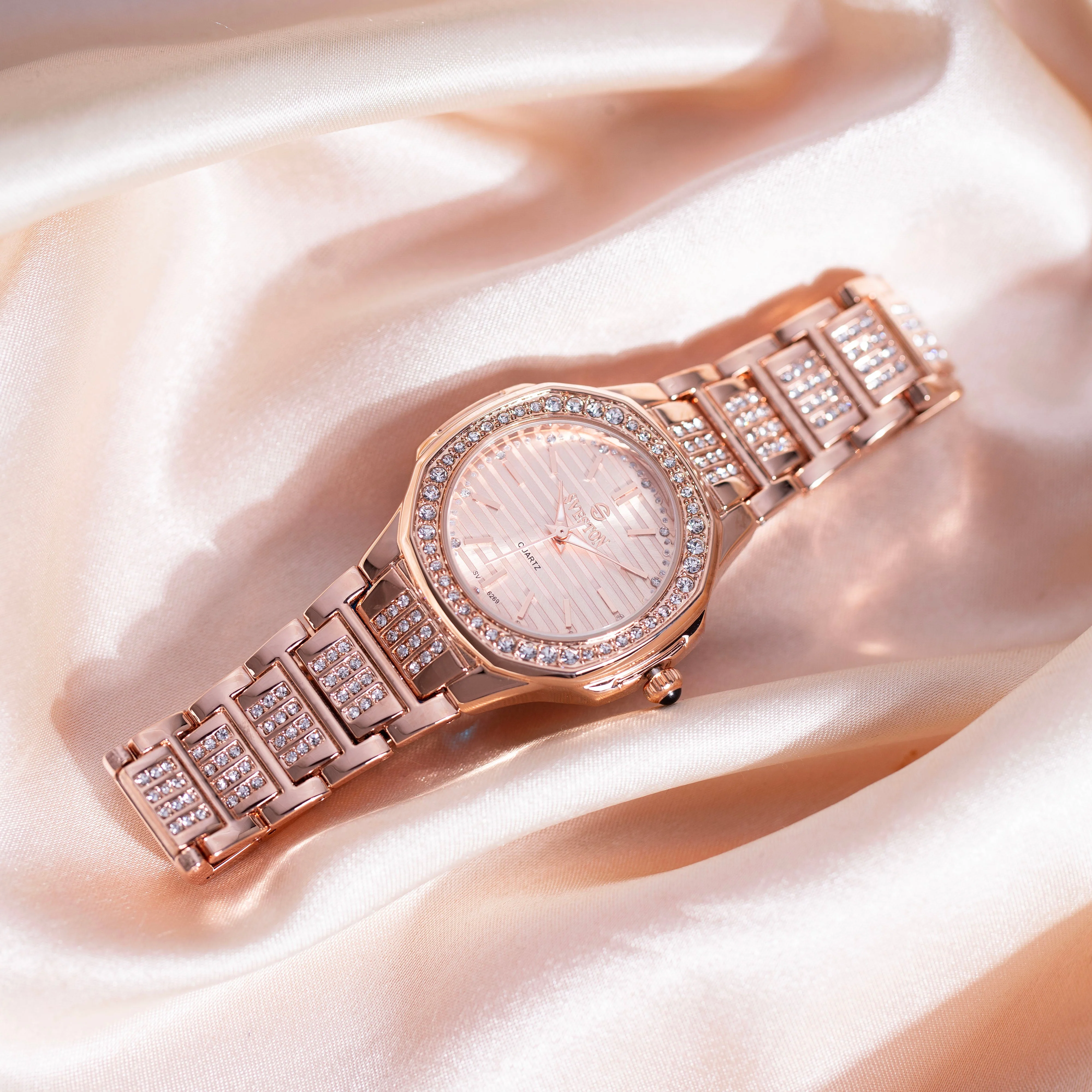 Glitz - Image 22