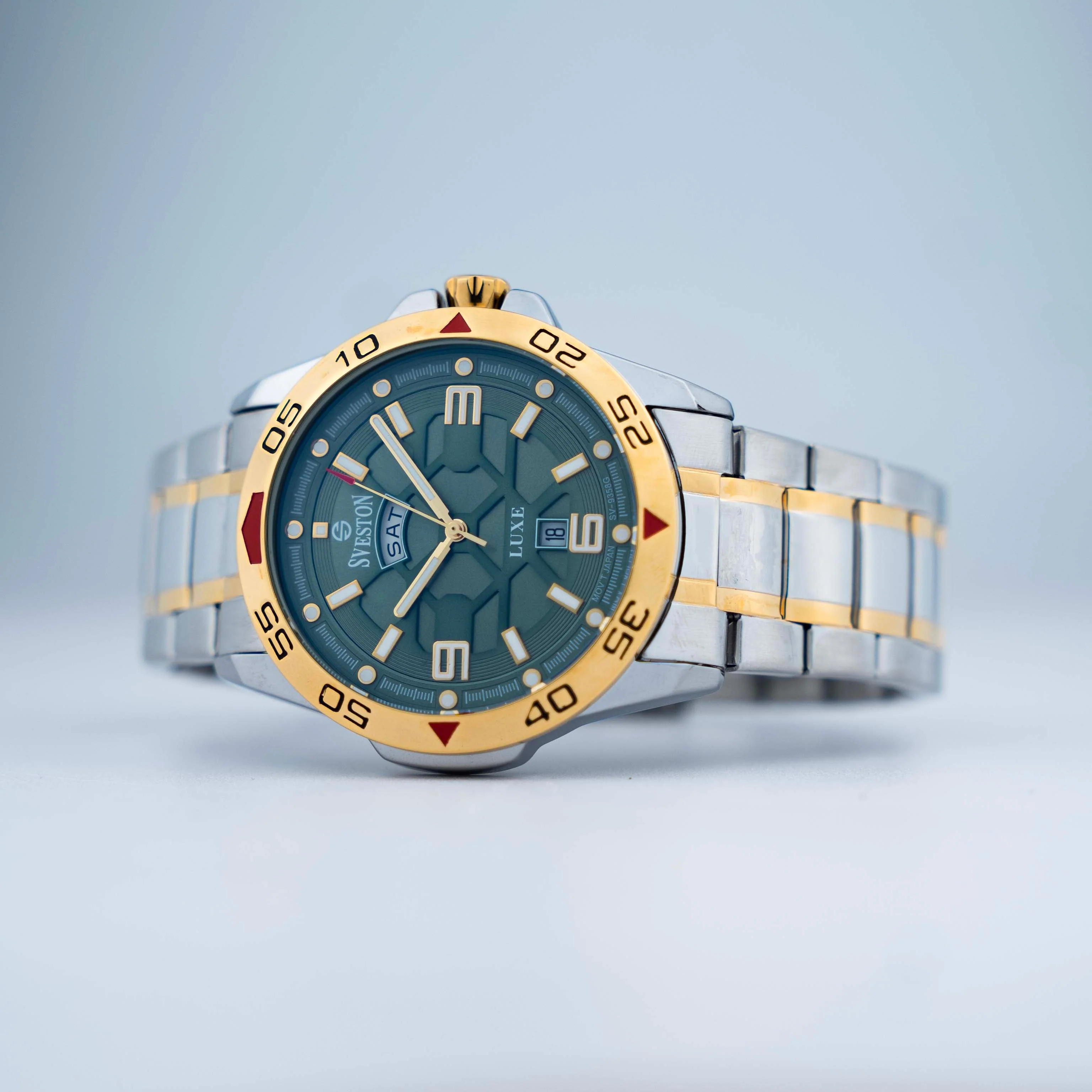 Luxe - Image 18