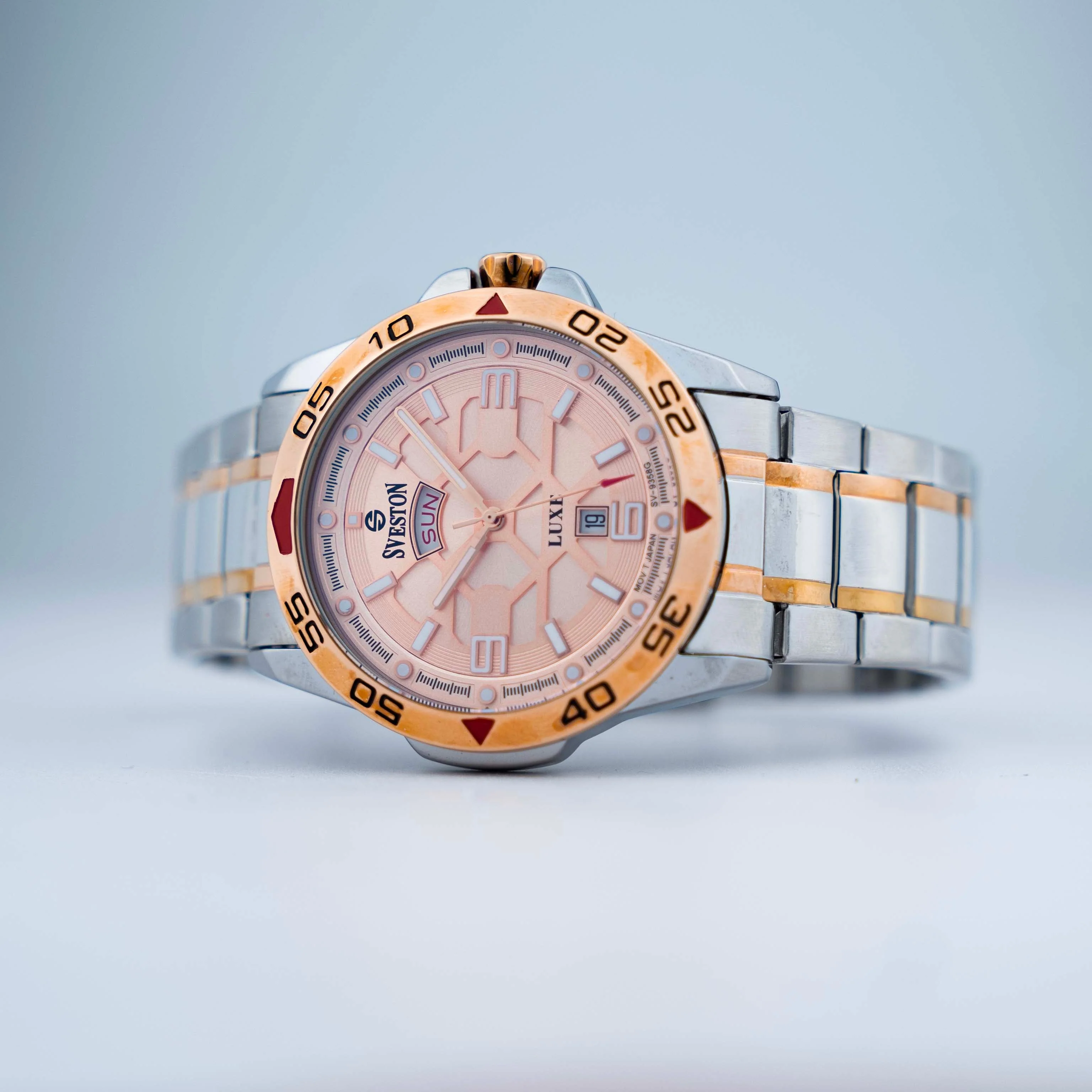 Luxe - Image 9